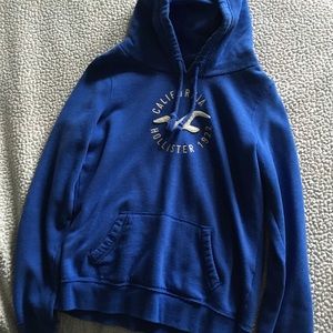Hollister pull over sweatshirt